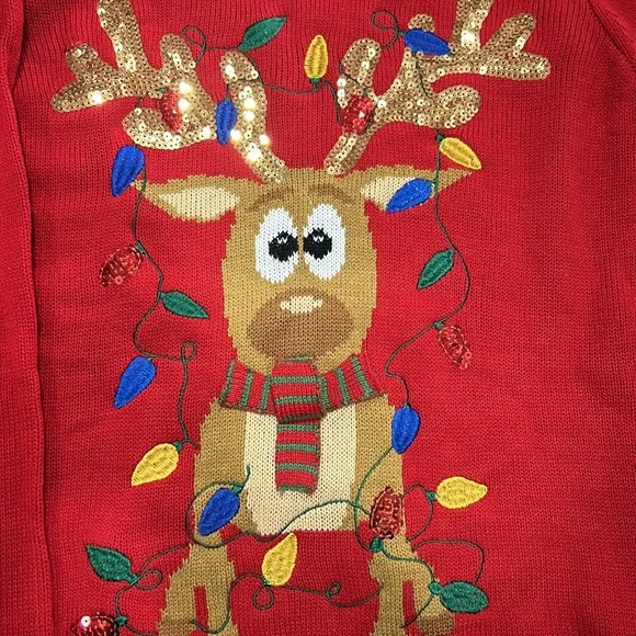 Reindeer Christmas Sweater - Picture 6 of 9